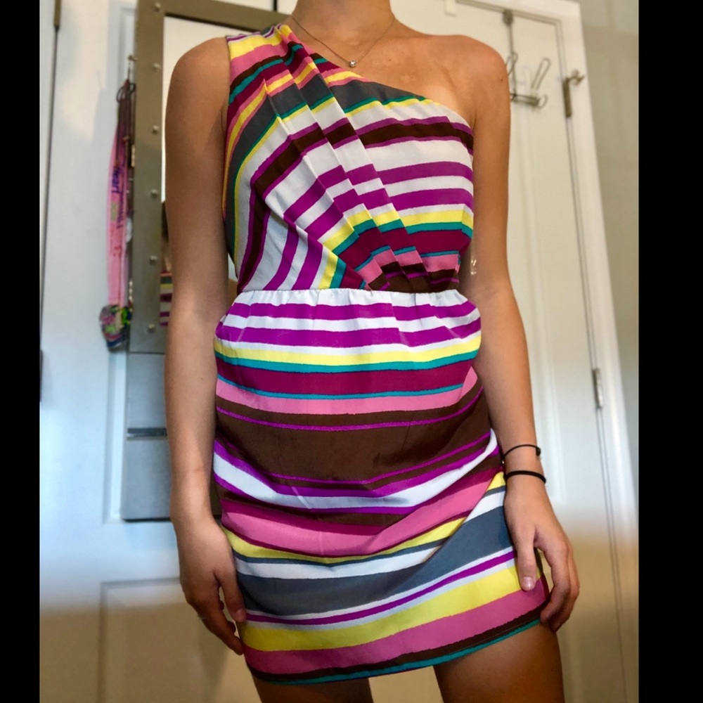 Colorful stripe one-shoulder dress!